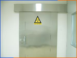 電動(dòng)加速器推拉防護(hù)門